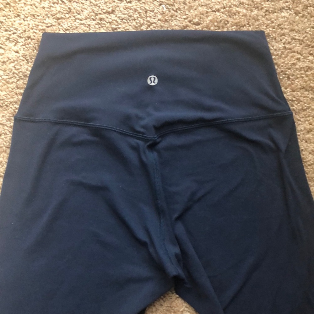 Lululemon Align Pant 25” / Navy / size 6